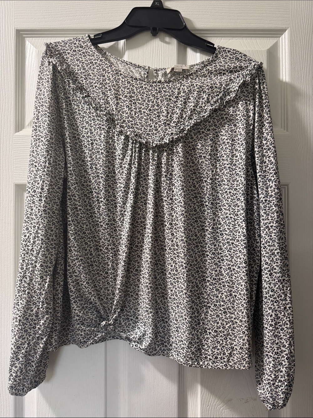 LOFT Black & White Floral Ruffle-Trim Long Sleeve Blouse